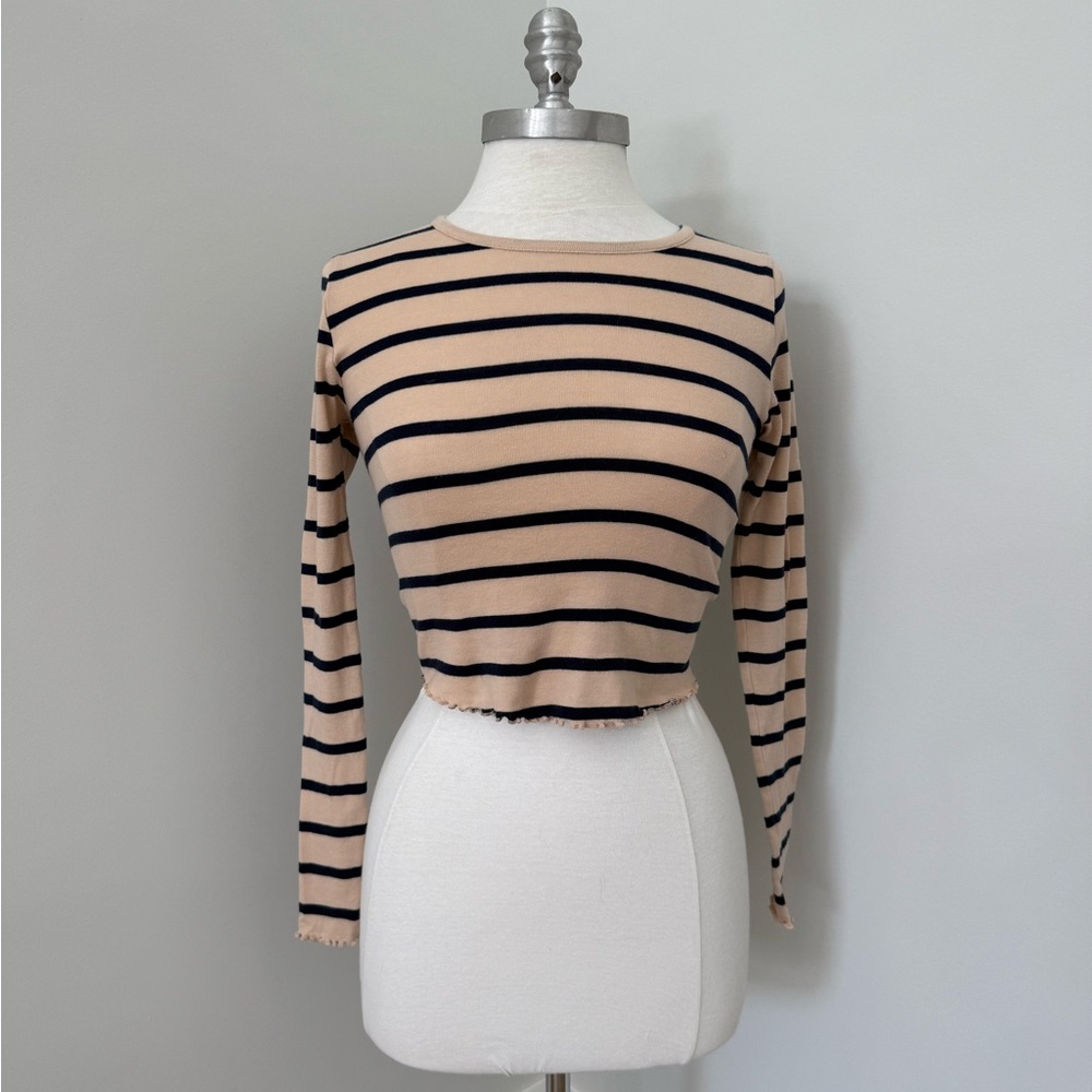 TOPSHOP Petite Stripe Lettuce Trim T-shirt - Picture 5 of 9